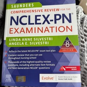 Saunders NCLEX-PN Examination Review Book
